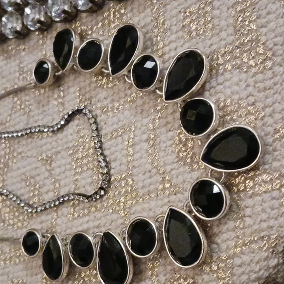 Black and silver Jewelry  set - Picture 11 of 16